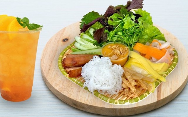 Nem Nướng Minh Huyền - Lê Trọng Tấn