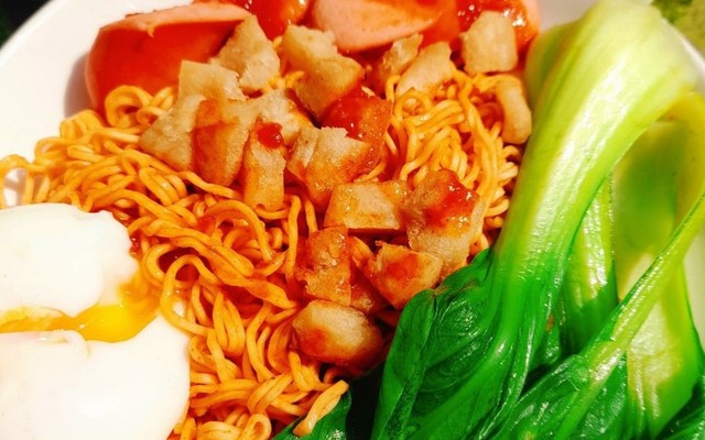 Út Nhỏ - Mì Trộn & Ăn Vặt - Trần Phú