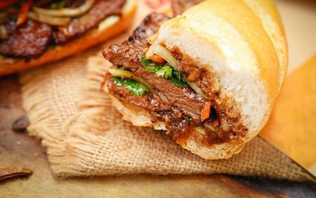 Chili Chili - Bánh Mì Bò Nướng - Điện Biên Phủ