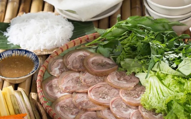 Bò Tơ Rau Rừng Đổi Gió Quán - Tân Mỹ