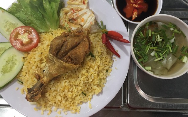 Cơm Gà Xối Mỡ Vân Ngọc - Tô Ngọc Vân