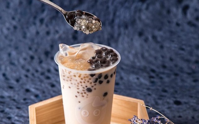 Hand Tea - Trà Sữa & Trà Bí Đao - Huyền Quang