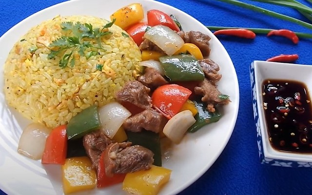 A Giang Quán - Mì Xào Giòn & Cơm Chiên - Đường Số 5