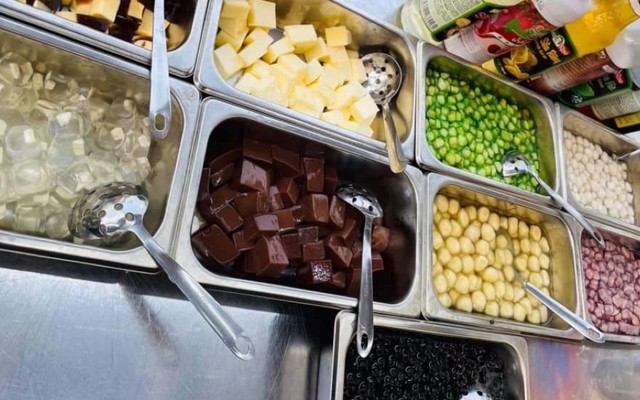 YUI - Trà Sữa & Bánh Tráng Trộn Sài Gòn- 30 Ngô Thị Nhậm