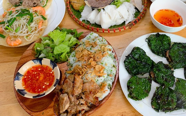 Bánh Xèo Tôm Nhảy Năm Hiền - Phan Đăng Lưu