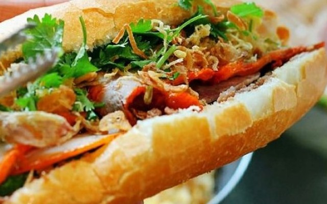 Bánh mì Tấm - Bà Triệu