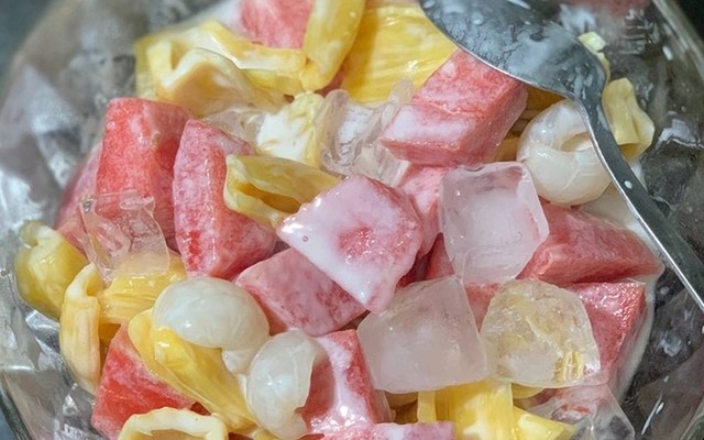 Hoa Quả Dầm Nhung Cafe - Lê Quang Đạo