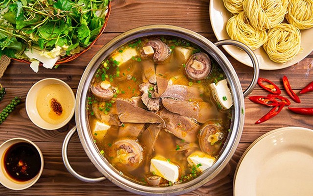 Quán Nướng Cô Ngàn - Lẩu Bò & Vú Heo Nướng - Lê Đức Thọ
