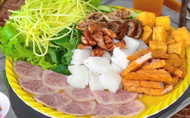 Phúc - Bún Đậu Mắm Tôm - Phan Chu Trinh