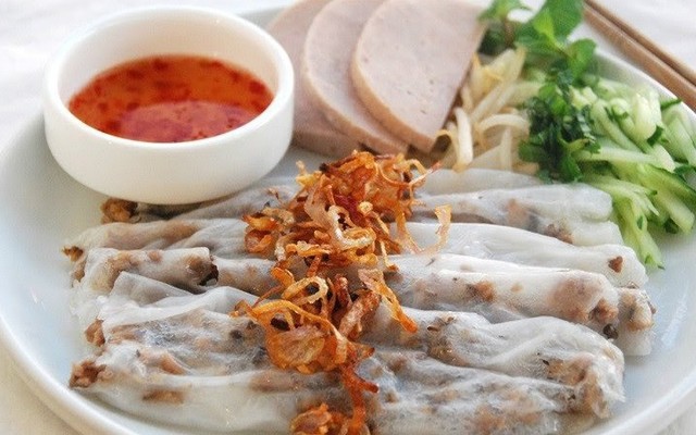 Chị Ninh (Bún Thịt Nướng, Bánh Cuốn & Xôi) - 282 Tôn Đản
