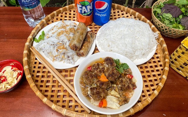 Bún Chả & Bánh Cuốn Chả Nướng 168B - Trần Đại Nghĩa