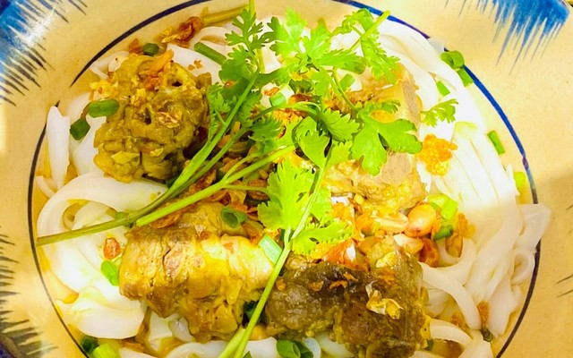 Tiệm Mì Quảng Chị Một - Nguyễn Ảnh Thủ