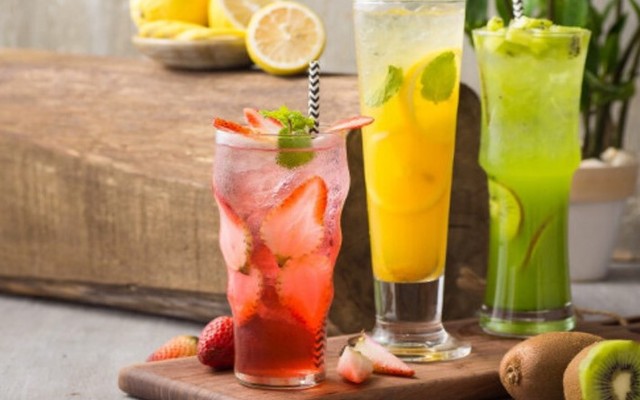 Trà Ngọc - Trà Sữa & Sinh Tố - Lạc Long Quân