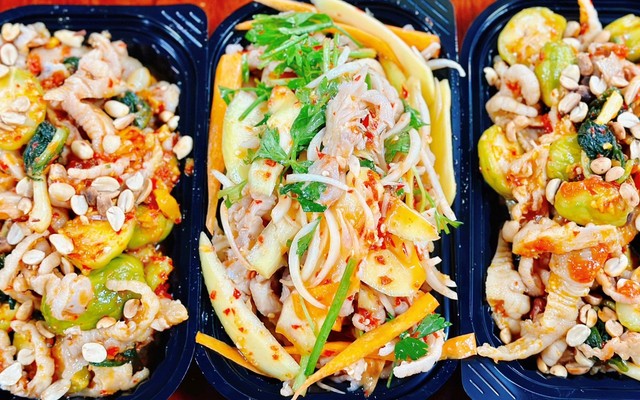 Chân Gà Huyền Trang ( Bà Trang GỐC) - 151 Bà Triệu