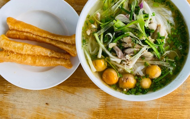 Vị Bắc Quán - Dương Hiến Quyền