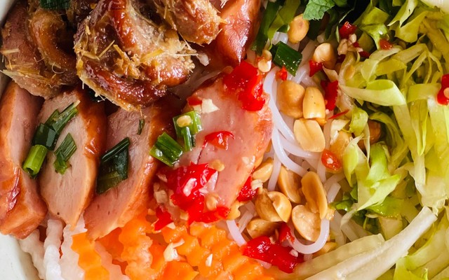 Nhật Tiên - Bún Thịt Nướng - Nguyễn Thượng Hiền