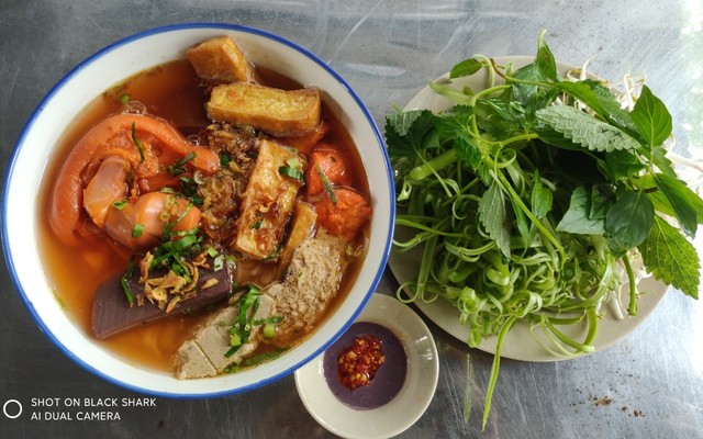 Bánh Canh Xuân Hoa - Lê Hồng Phong