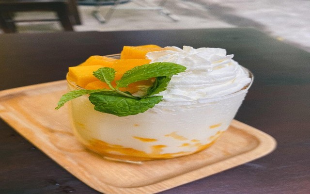 NGÁO Cafe - Giảng Võ