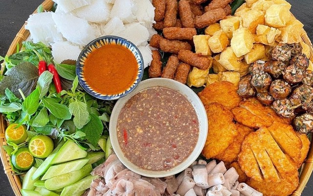 Bún Đậu Hà Thành - 479 Song Hành (Dung)