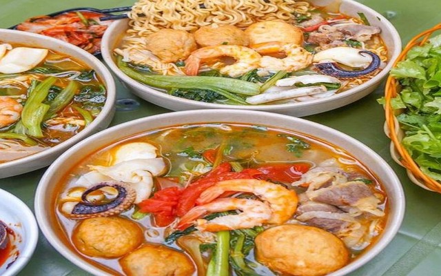 Cơm Rang Bún & Cháo Hải Sản Hoàng Nga - Dương Khuê