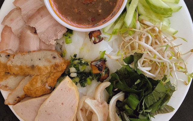 Tiệm Ăn Vặt LaGi