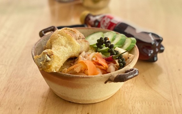 Vịt Quay Đà Thành - Cơm Thố, Gà Nướng & Vịt Quay - 212A Trần Cao Vân