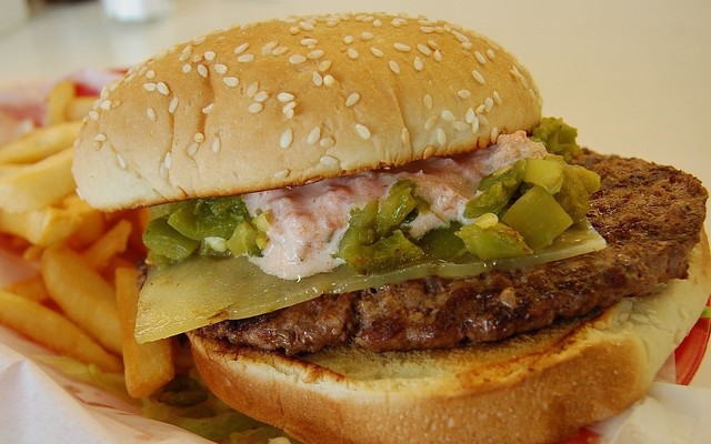 KingDish Bánh Mì Hamburger, Hotdog & Kebab - Phạm Cự Lượng