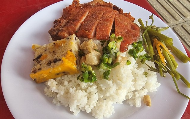 Bún Thịt Xào - Nguyễn Hữu Cảnh