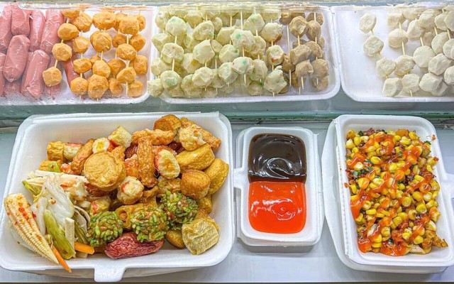 Thức Ăn Nhanh Văn Anh - Bắp Xào Trứng Muối & Cá Viên - Phan Trung