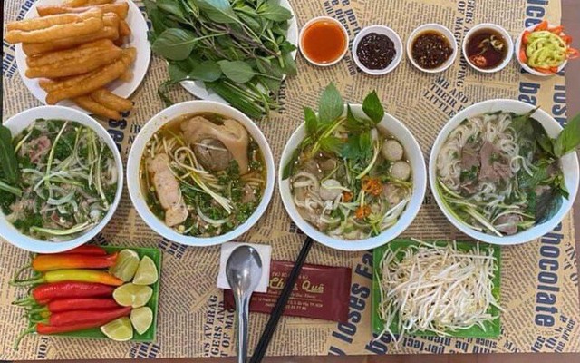 Phở Bò & Bún Bò Chân Quê - 12 Phạm Văn Đồng