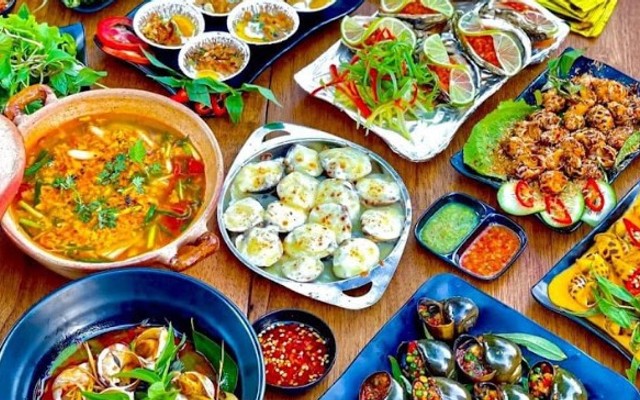 Hải Sản Gia Đình Hàu 6k - Song Hành