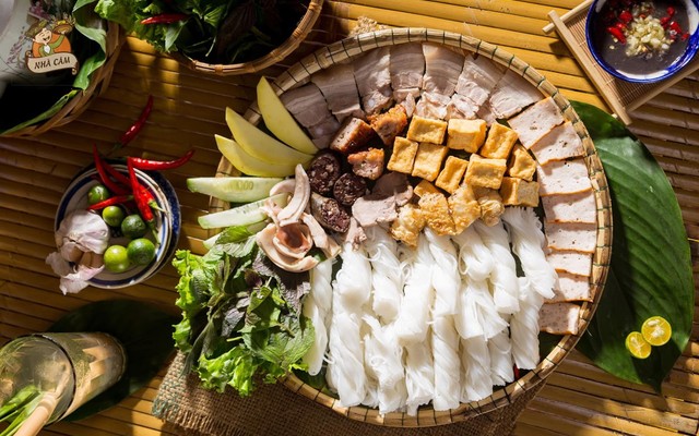 Nhà Cám - Bún Đậu Mắm Tôm - Phan Chu Trinh