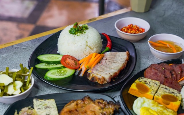 Nhà Cám - Cơm Tấm - Phan Chu Trinh