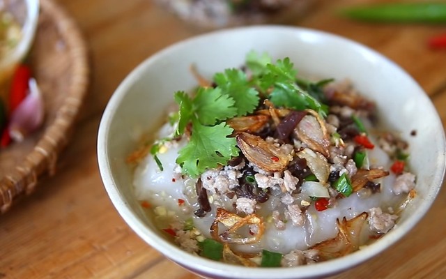 Bún Chả Song Ngân - Bánh Đúc Nóng