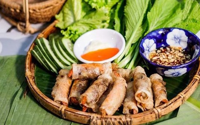 Quán Anh Nam - Thịt Nướng Bánh Uớt & Ram Cuốn