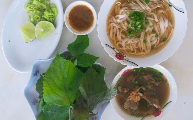 Quán 2 Khang - Hủ Tiếu Dê & Cơm Đen - Cách Mạng Tháng 8