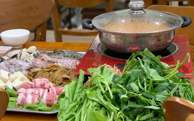 Quán Tròn - Bún & Lẩu Hải Sản - Lâm Viên