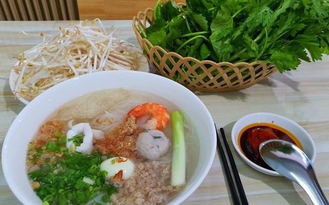 Bún Riêu Ốc Cua Cô Trang - Đường 385