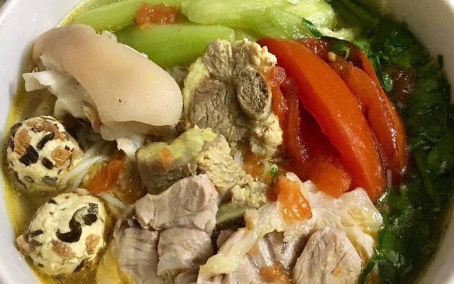 Yến Anh - Bún Thang & Phở Gà - Nguyên Hồng