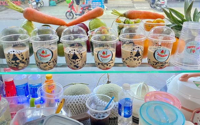 Tiệm Hoa Và Trà - Nguyễn Thị Đặng