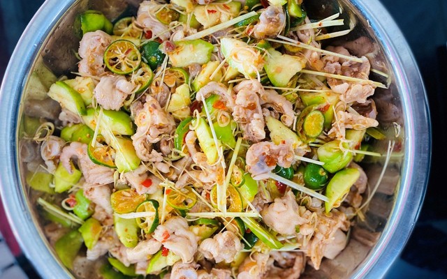 Bếp Mẹ Bơ - Chân Gà Rút Xương Sốt Thái - Cách Mạng Tháng 8