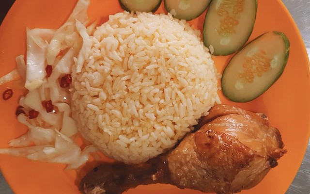 Cơm Gà Xối Mỡ 68 - Nguyễn Văn Linh