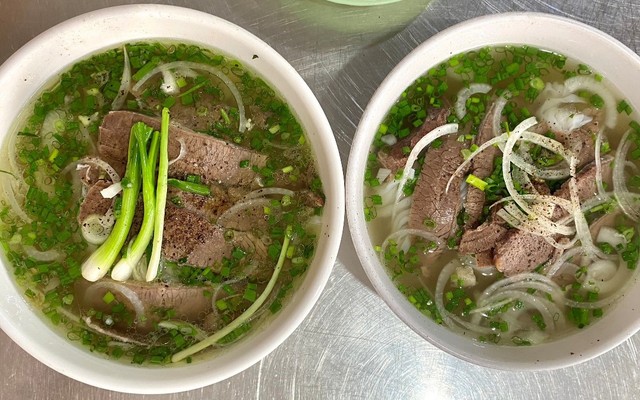 Phở Ngọc Vy (Phở Vy) - 38 Nguyễn Văn Tiết