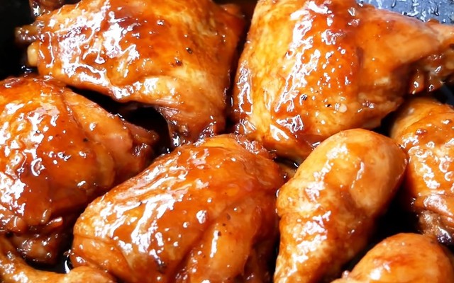 Nhà Xí Ngầu - Gà Chìa & Thịt Xiên Nướng