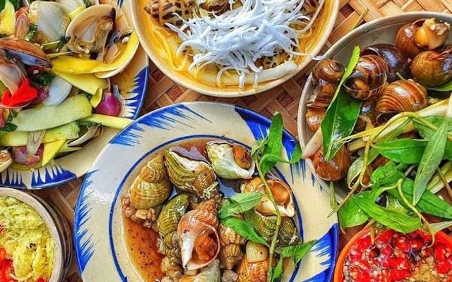 Ốc Sinh Viên 278 - Nơ Trang Long