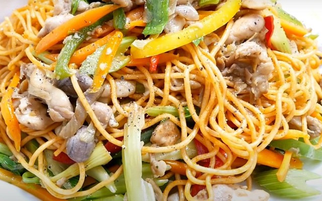 Mì Xào Cơm Chiên Ba Chấm - Phạm Cư Lượng