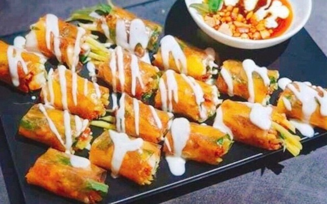 Ăn Vặt Cô Anh - Khu Phố 9