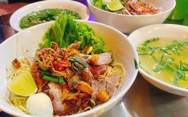 Vỉa Quán - Ăn Vặt Vỉa Hè