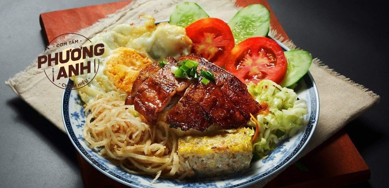 CƠM TẤM PHƯƠNG ANH TRÊN ĐƯỜNG TRẦN HUY LIỆU VỚI KHÔNG GIAN ẤM CÚNG VÀ THỰC ĐƠN ĐA DẠNG