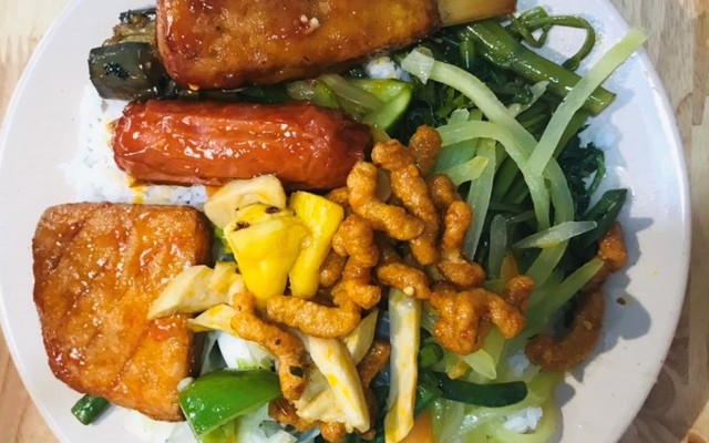 Cơm Chay Diệu Huyền - Bún Bò Huế Chay - Nguyễn Văn Đậu